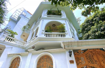 Biệt thự Cầu Giấy, lô Góc thang máy 5tầng, 163m, 41 Tỷ